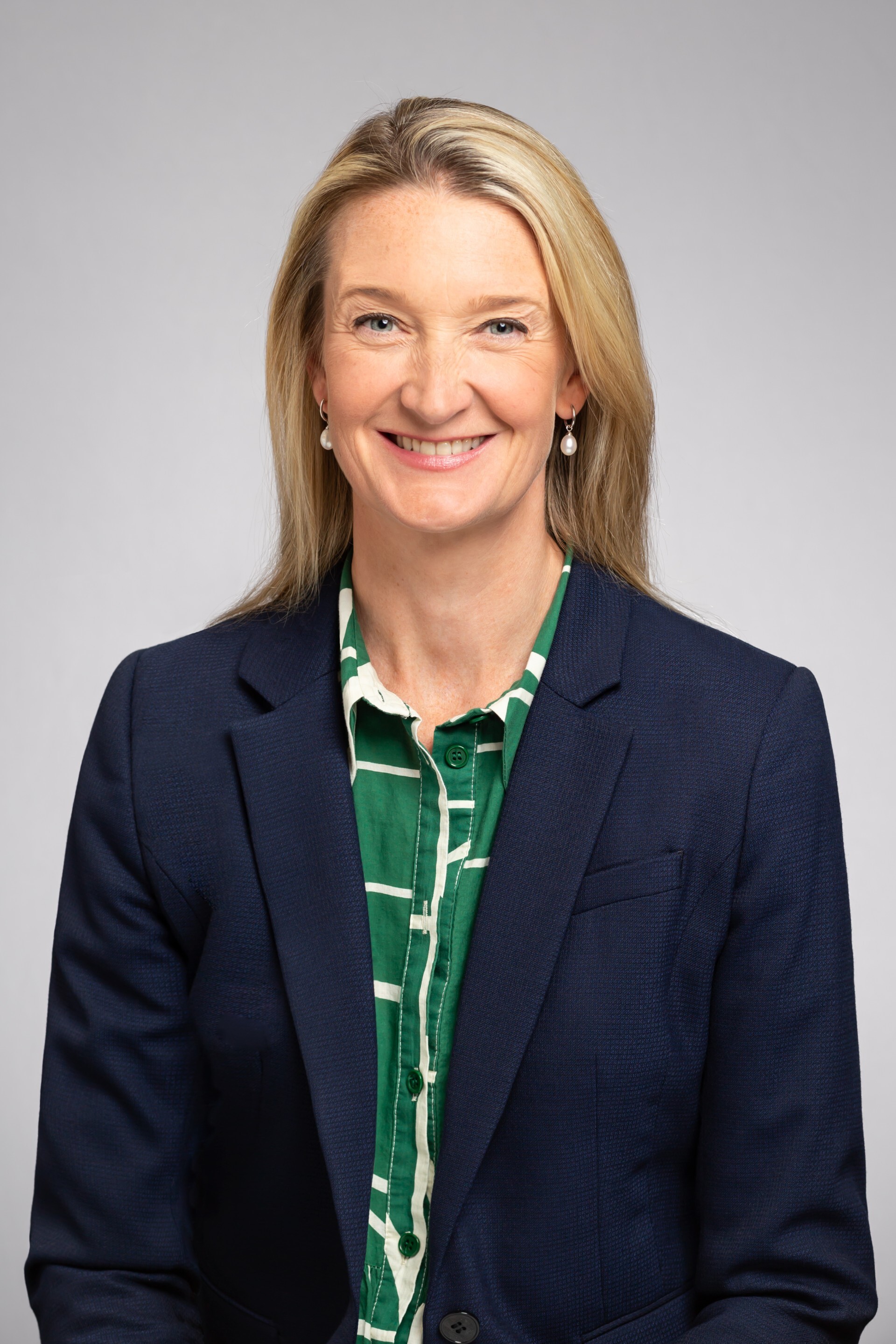 Helen Griffiths, Investec