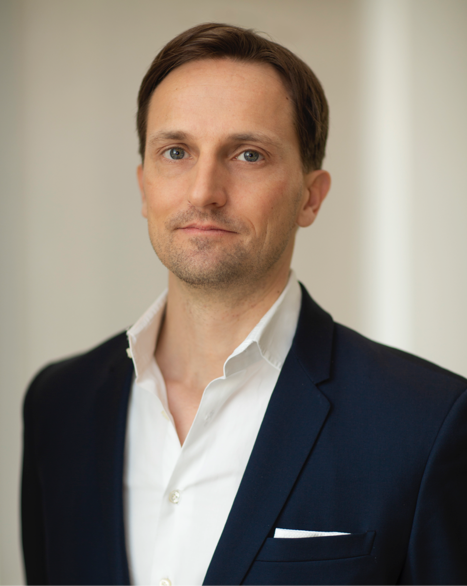 Julian Schickel, Avellinia